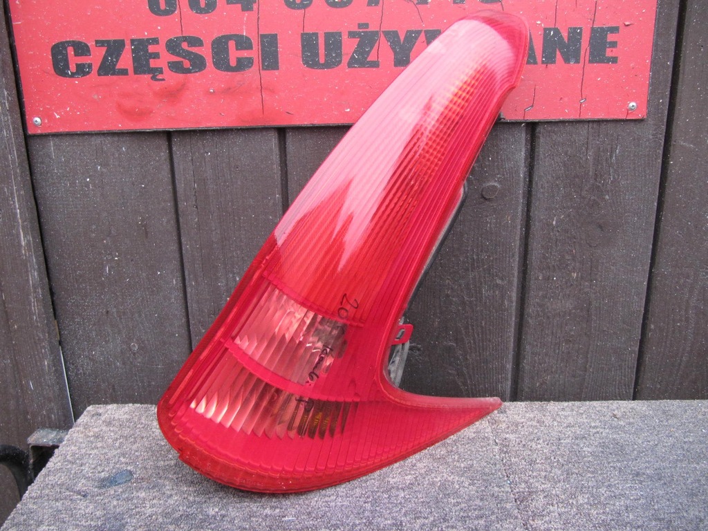 фото №1, Peugeot 206 sw лампа правый задняя