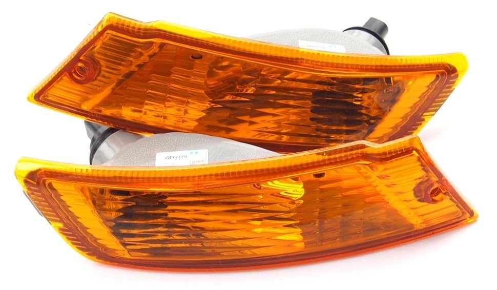 фото №1, Новый поворотник левый правый jeep cherokee liberty 05-07