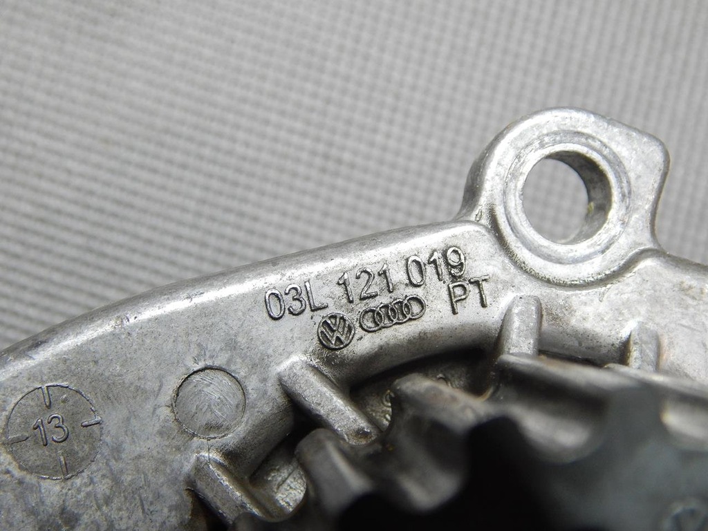 фото №4, Vw tiguan 5n2 насос wody 03l121031a