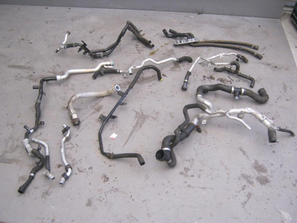 фото №1, Vw touareg 7p трубка wąż wody 7p6121070ag