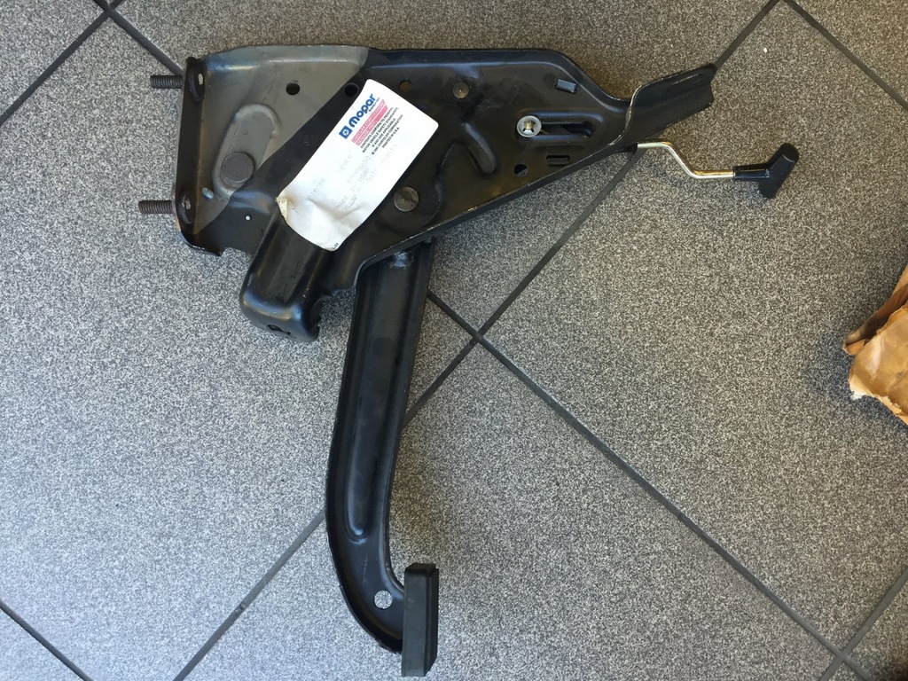 фото №1, Jeep wrangler 93r. механизм рычаг тормоза