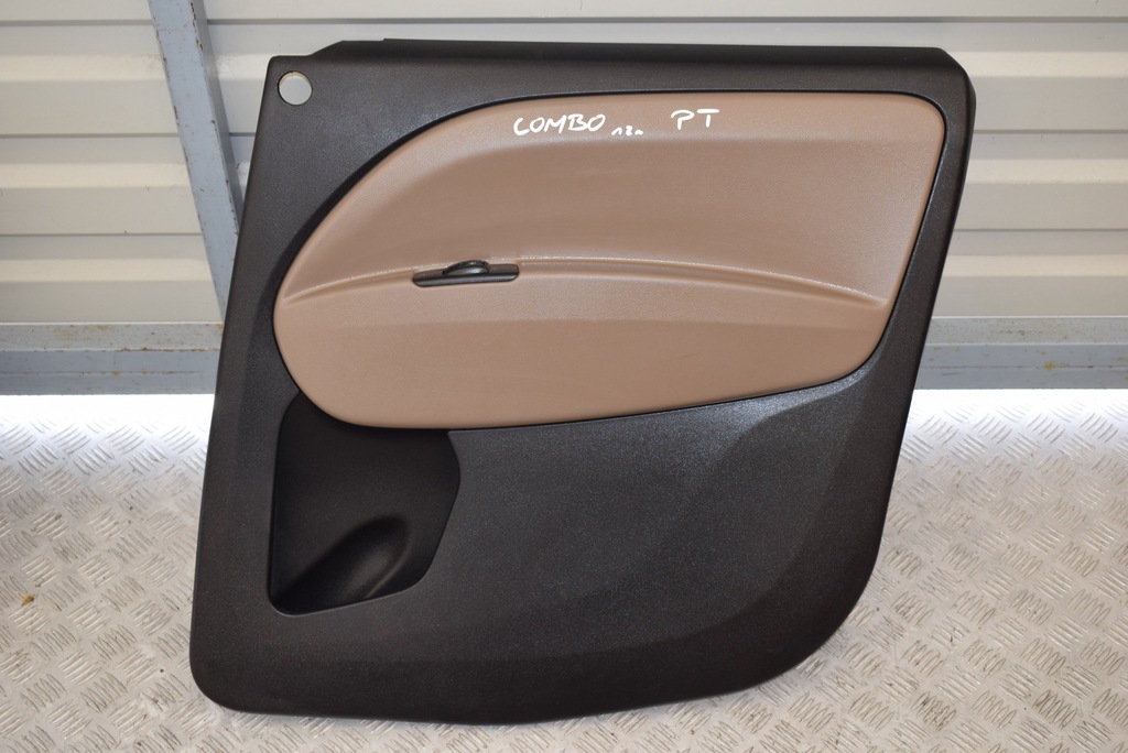 фото №1, Обшивка оббивка двері правий задня opel combo doblo