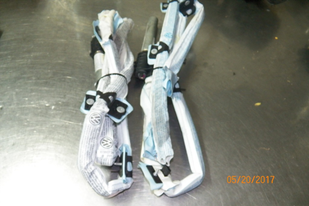 фото №1, Шторка безопасности vw passat b6 3c0880742a