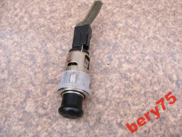 фото №1, Hyundai santa fe 09r прикурювач