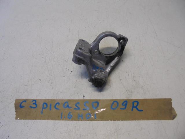 фото №1, Кронштейн опора полуось citroen c3 picasso 1.6 hdi