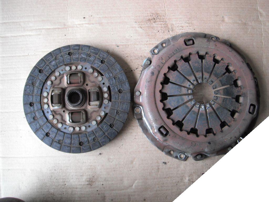 фото №1, Yaris verso 1.3 01r сцепление диск прижим