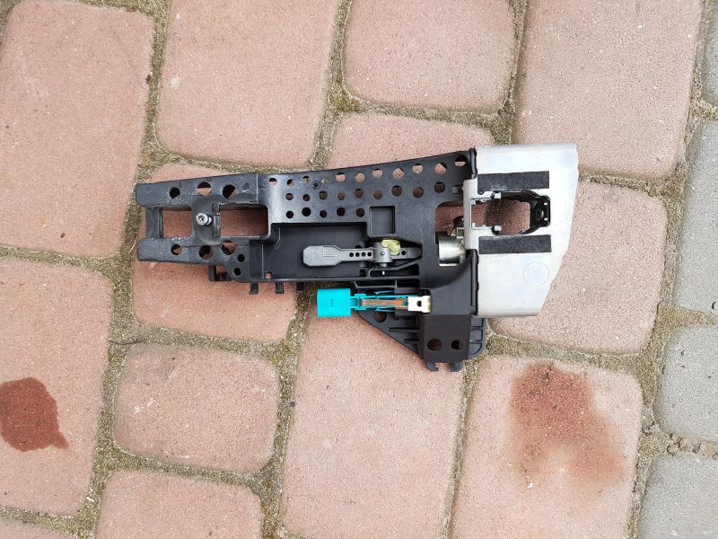 фото №1, Ручка двері напрямна audi a6 a7 a8 4h1837885