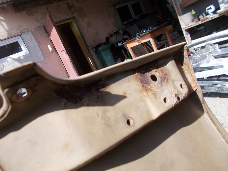 Капот mercedes w115 Київ