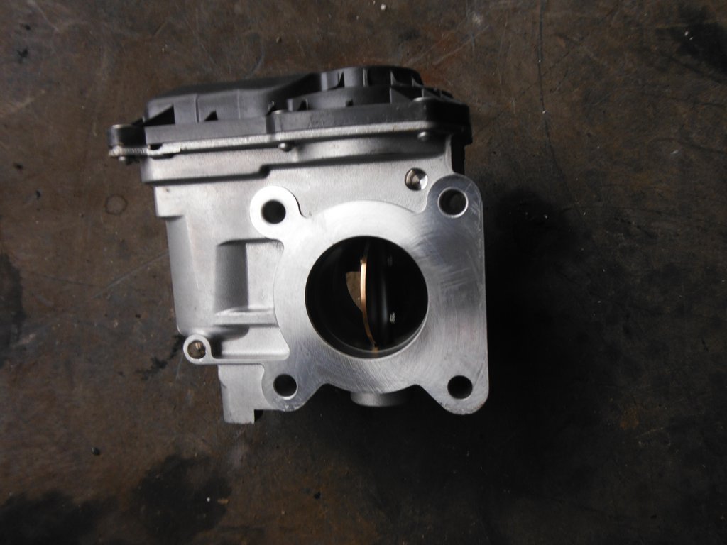 фото №3, Note ii e12 1.2 aut дроссельная заслонка 3ha40-01 k37132