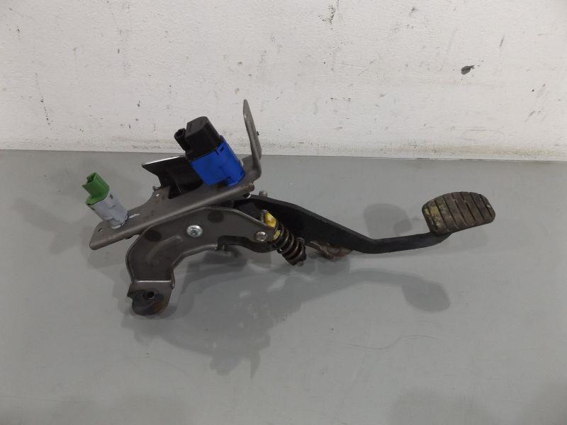 фото №2, Педаль сцепления renault clio iv 1.5 dci