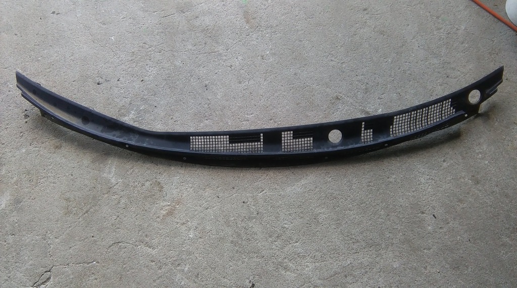 фото №1, Mitsubishi space runner 99-02 жабо