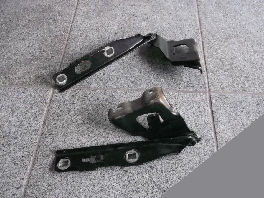 фото №1, Кронштейн петля капот правый audi a5 b8 8t0