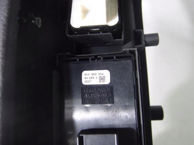 фото №12, Кнопки стекло панель левый перед audi a3 2014r