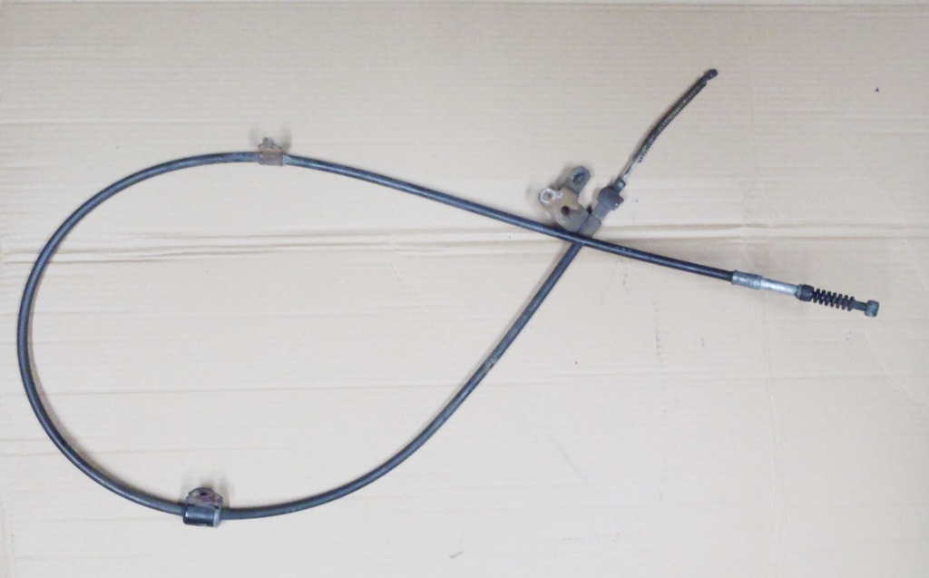 фото №1, Corolla e12 02-07 трос тормоза ручного правая