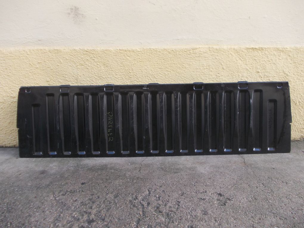 фото №1, Peugeot partner berlingo пол nowa оригинальная