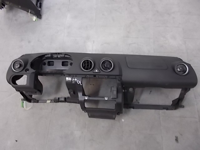 фото №1, Консоль панель приладів приладова fiesta mk vi 6 04r.