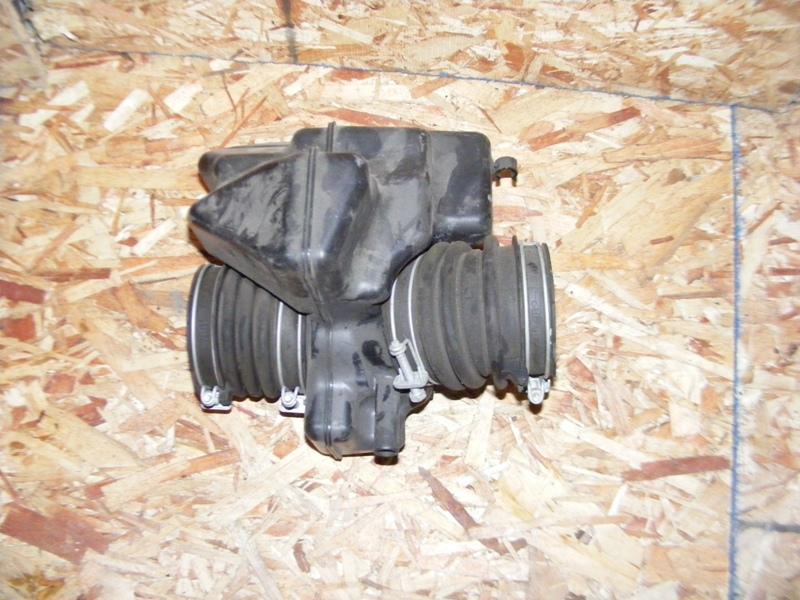 фото №1, Резонатор повітрозабірник повітря lexus rx330 rx350 rx400h