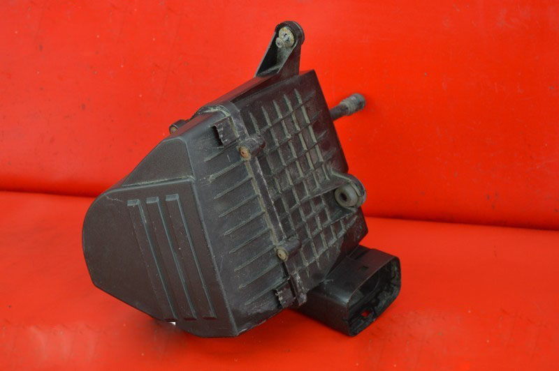 фото №4, Корпус фильтра воздуха skoda roomster 1.6 tdi