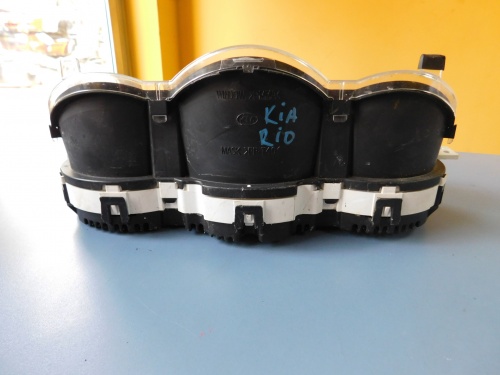 фото №7, Kia rio 11- счетчик приборы бензин eu