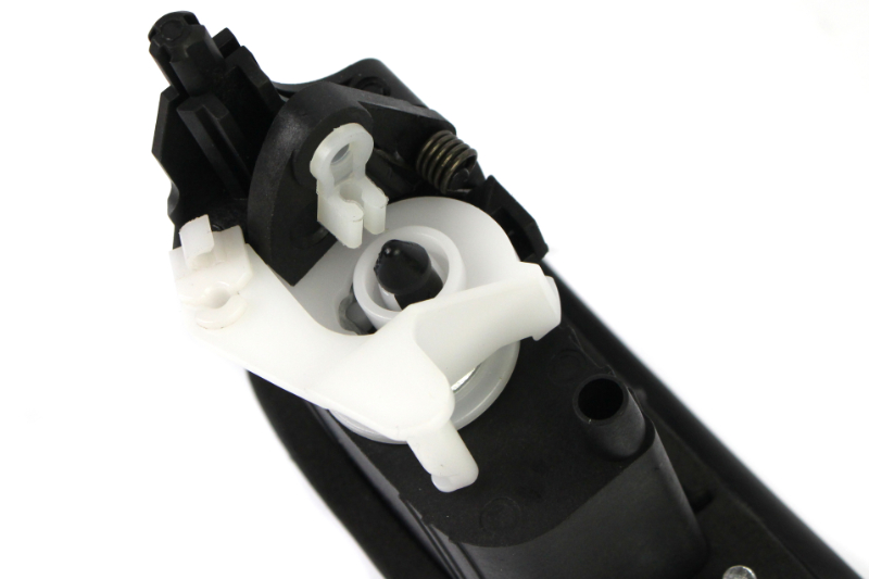 фото №3, Renault thalia 1998- замок ручка кришки багажника