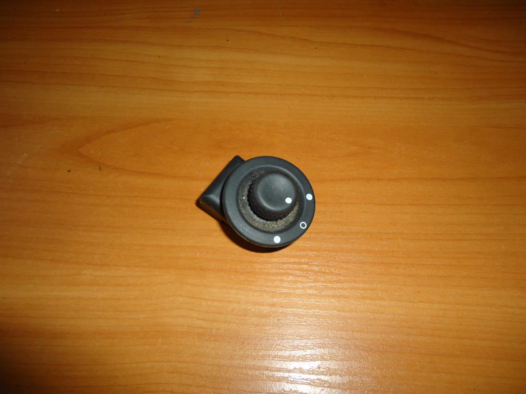 фото №1, Dacia logan кнопка переключатель панель зеркал