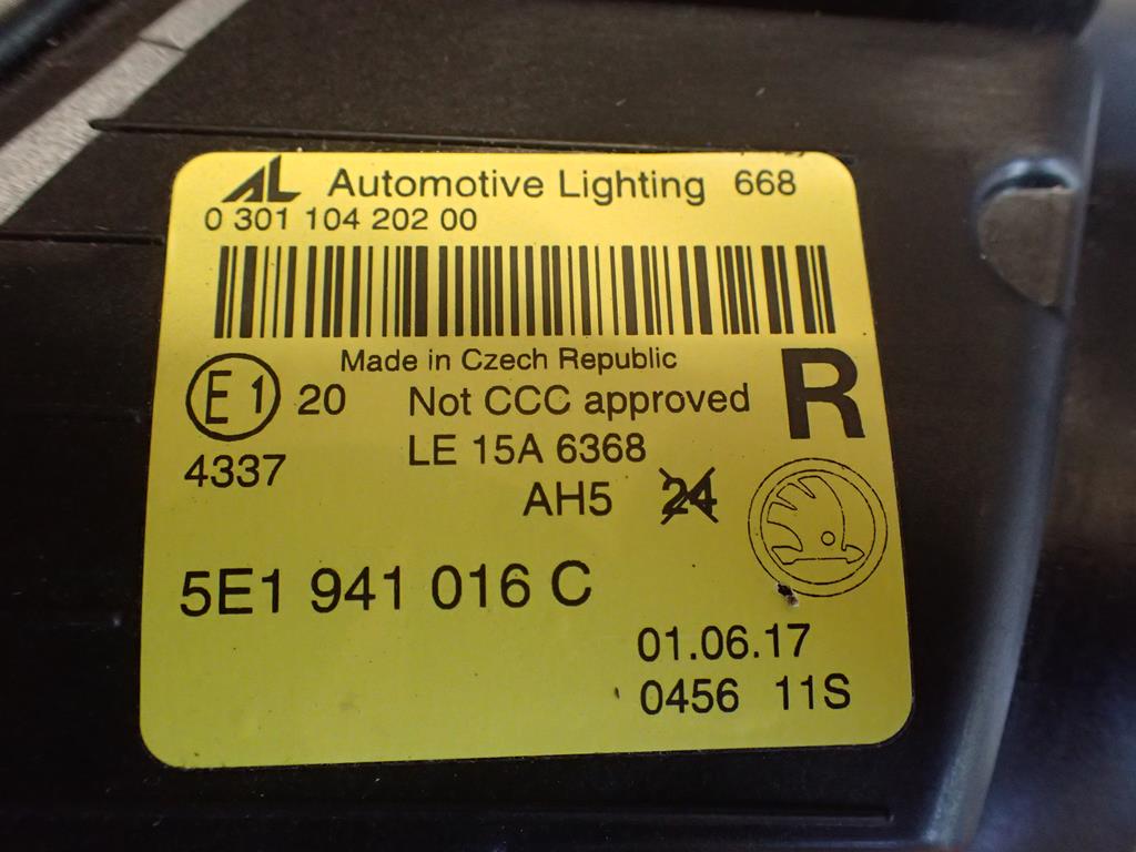 фото №5, Лампа перед права skoda octavia iii lift 017-