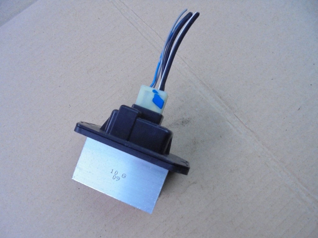 фото №1, Резистор вентилятора sedici sx4 2006- 077800-0710