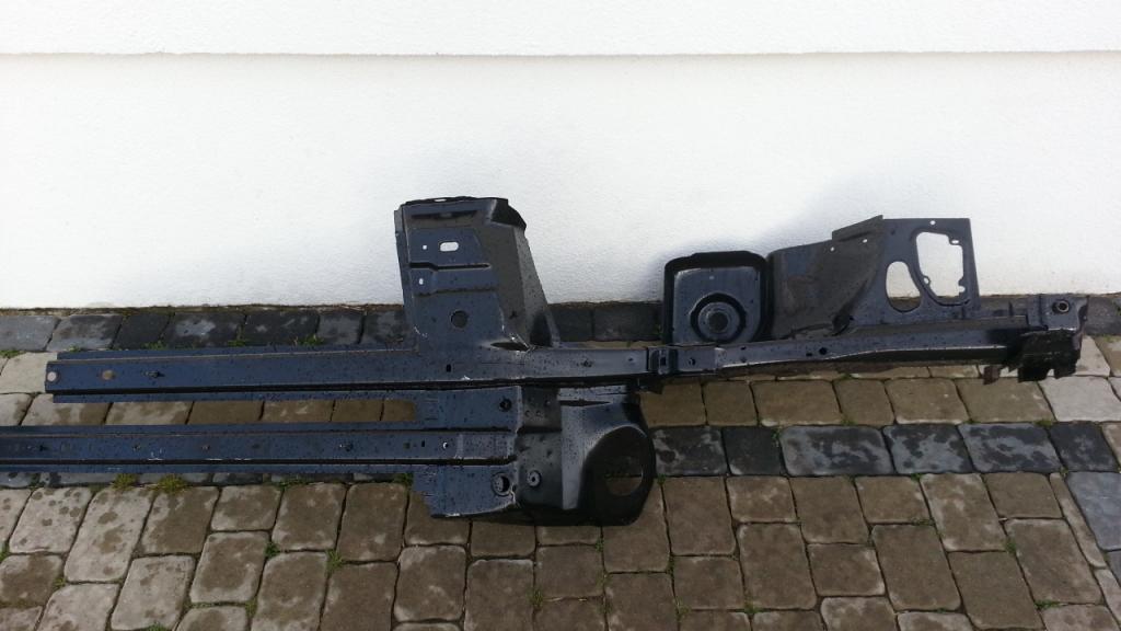 фото №1, Peugeot 5008 чверть лонжерон права nowa