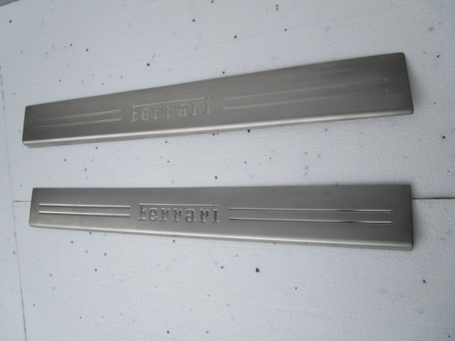 фото №2, Ferrari california накладка na поріг молдинг декоративна