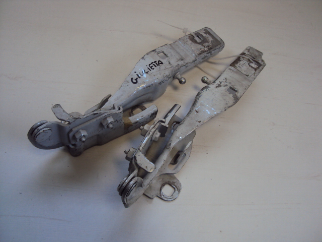 фото №3, Петли капот alfa romeo giulietta комплект