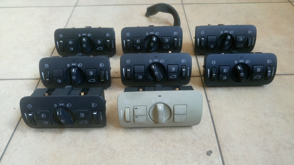 фото №1, Volvo s80 xc70 xc60 v60 s60 - переключатель света