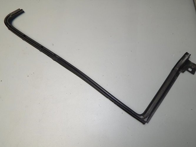 фото №1, Vw passat cc прокладка дверь правый задняя 3c8854546