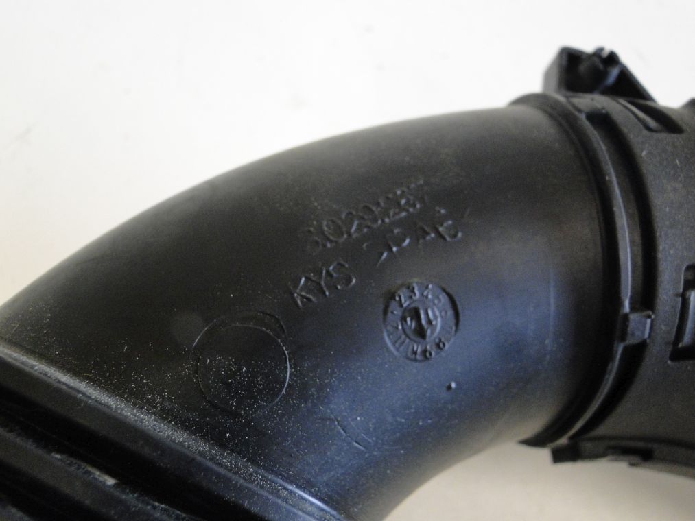 фото №8, Mercedes c 205 coupe впуск воздуха труба w205