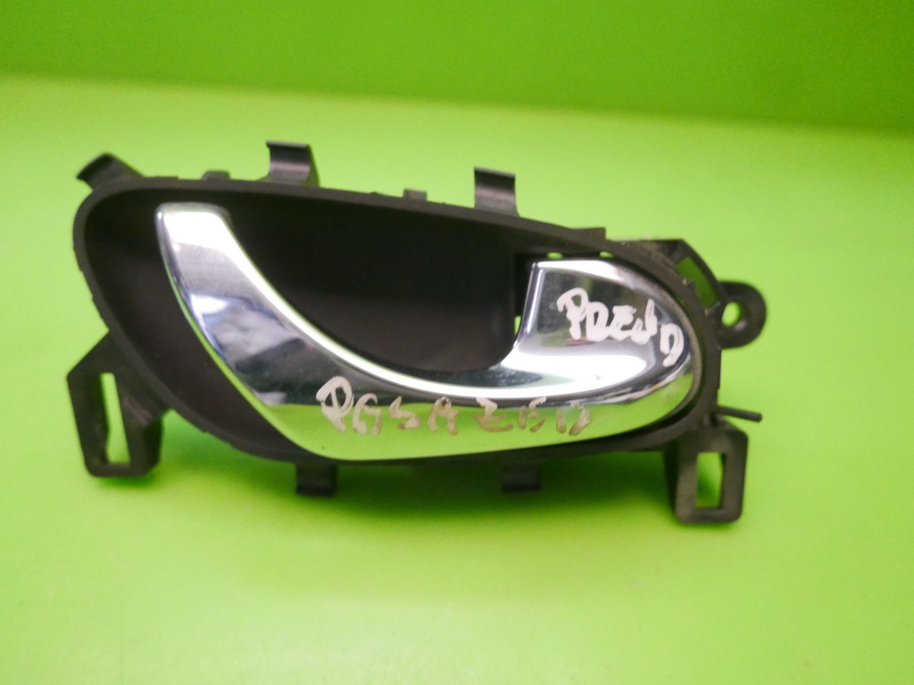 фото №2, Ручка внутрішня права перед nissan qashqai j11