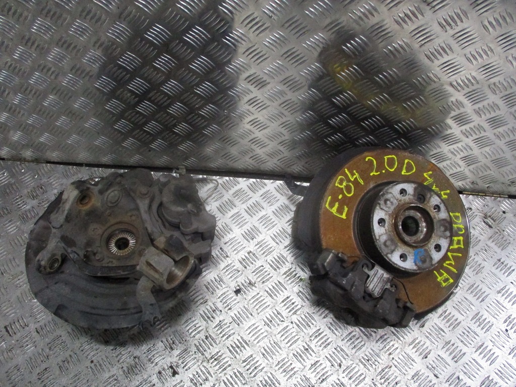 фото №1, Поворотный кулак bmw x1 e84 2,0d 4x4 правая