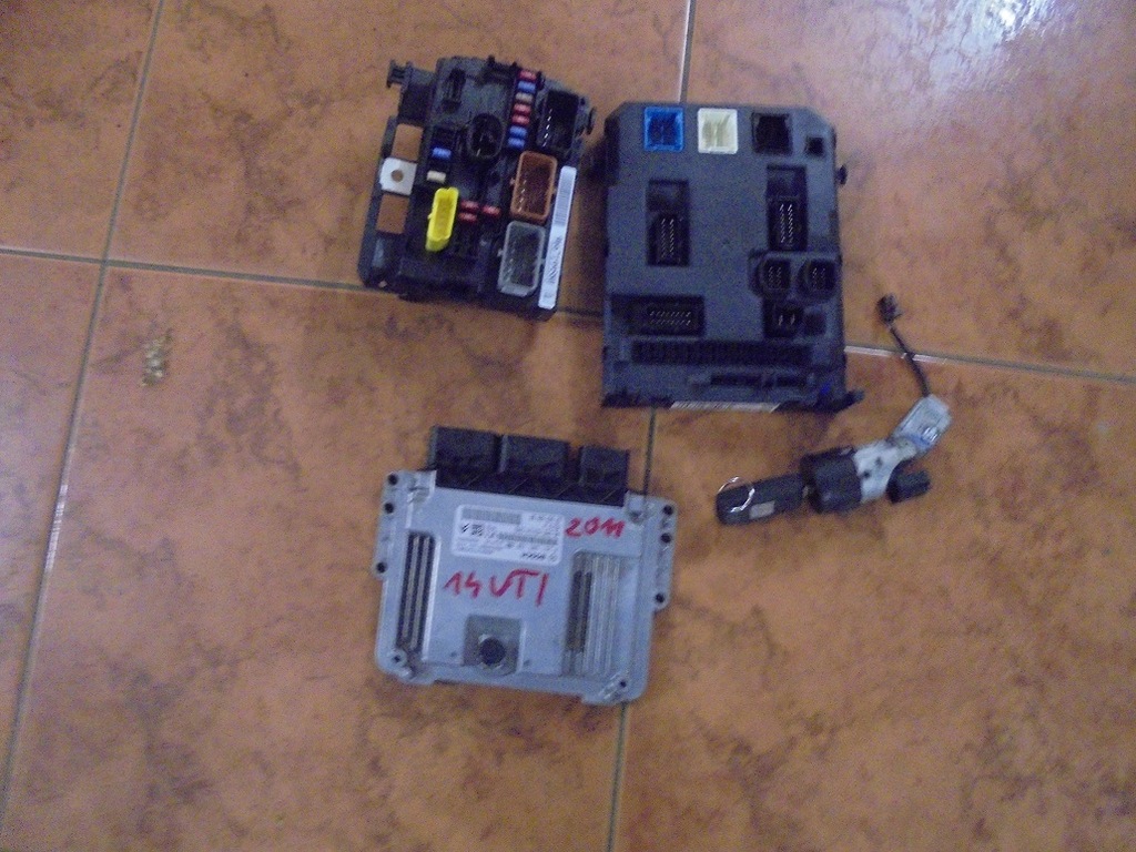 фото №1, Citroen c3 ii набор do запуск 1.4 vti rok 2011