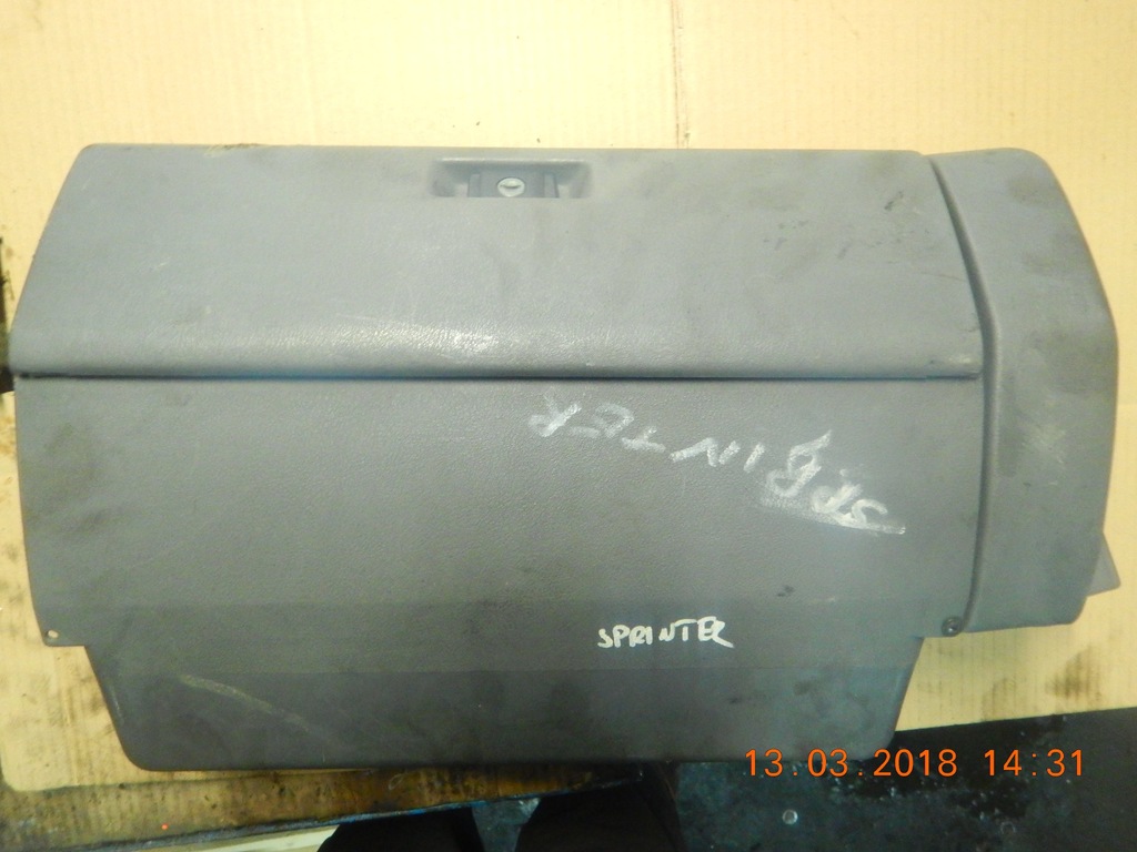 фото №1, Бардачок пасажира mercedes sprinter a1646890139