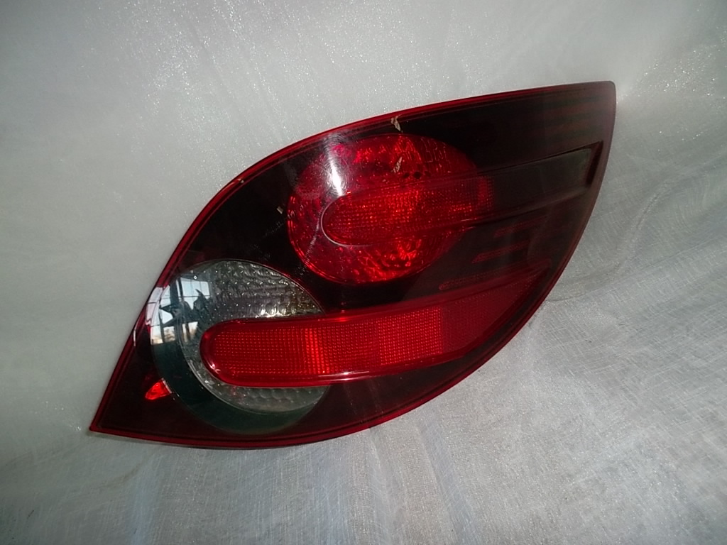 фото №1, Mercedes r klasa 251 w251 лампа задняя правая fv