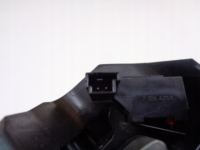 фото №4, Bmw f20 f21 ручка кнопка кришки замок 7270728