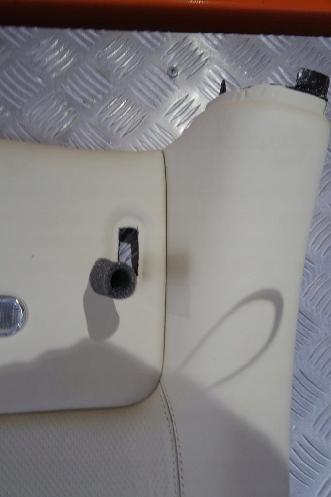 фото №6, Стеля шкіра bentley flying spur lift