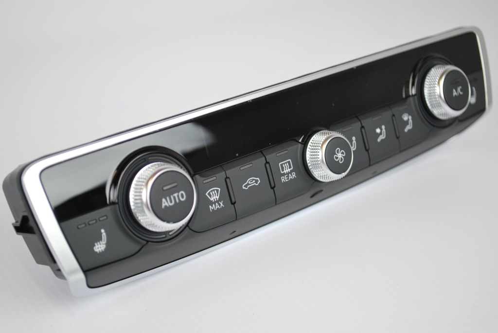 фото №1, Панель кондиционера audi a3 s3 lift 8u0820043q