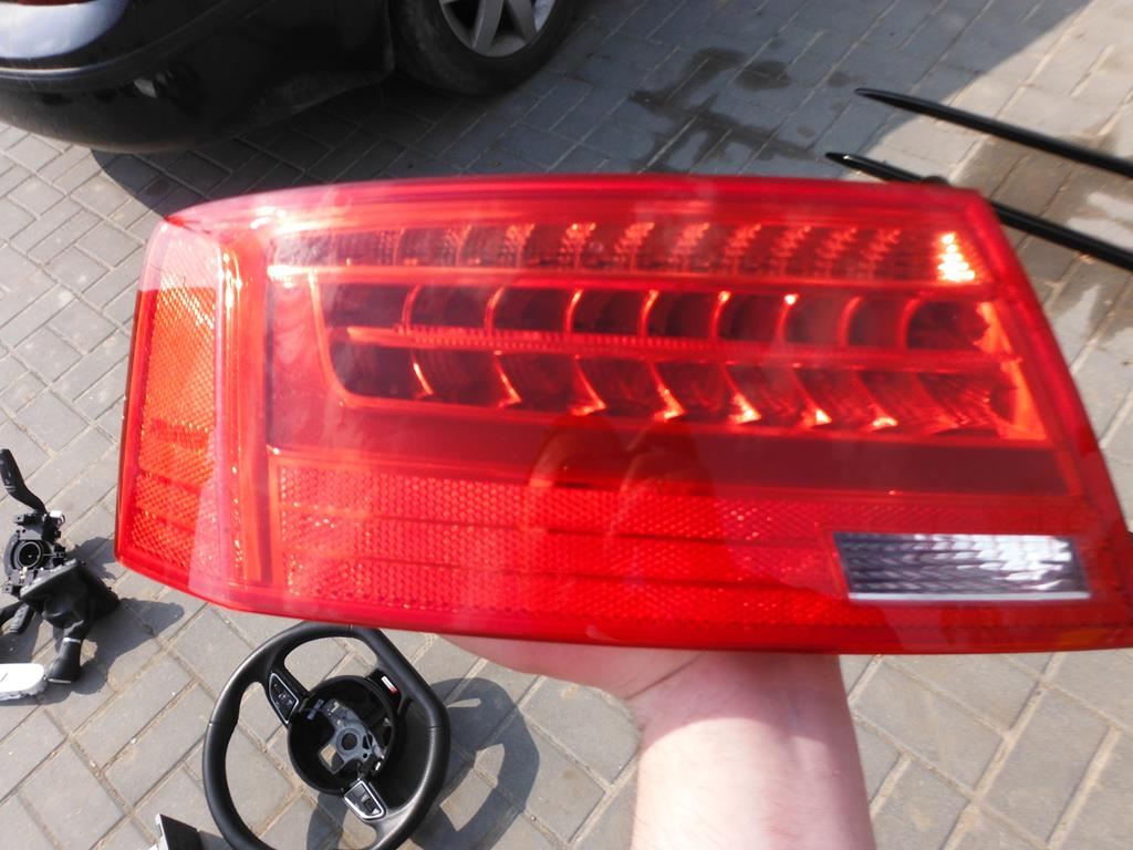 фото №4, Audi a5 8t 1.8 sportback lift лампы лампа задняя kpl