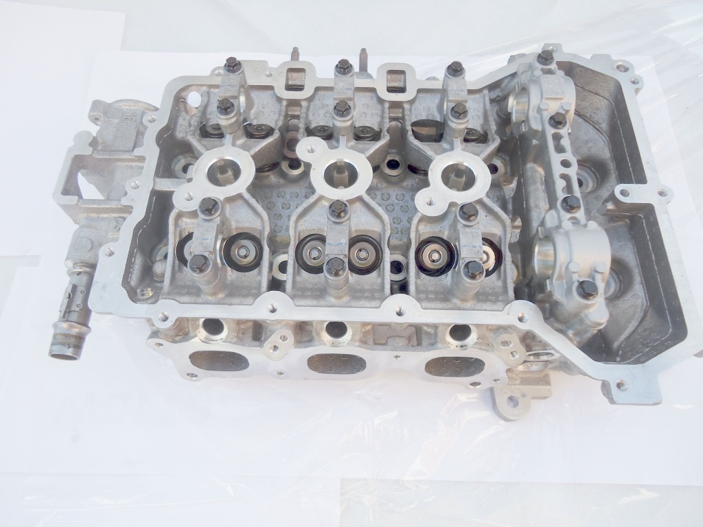 фото №1, Peugeot 108 208 2008 301 1,2vti головка цилиндров