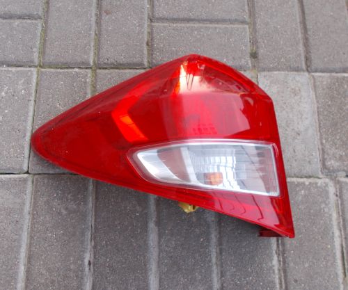 фото №1, Subaru trezia 09-13 ліва оригінал europa