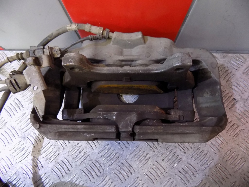 фото №5, Супорт гальмівний перед правий audi a8 d4