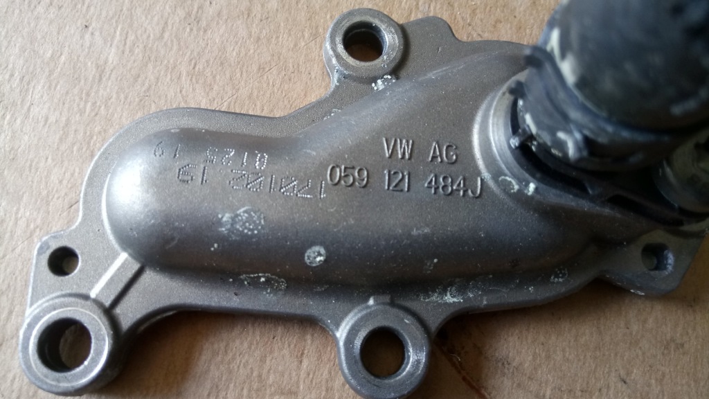 фото №3, Крышка двигателя audi a7 4k 059121484j