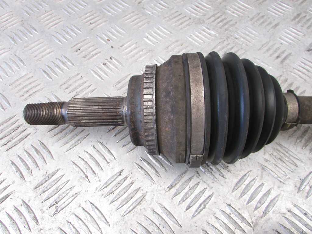 фото №2, Привідний вал ліва toyota rav4 1.8vvti 125km 02r