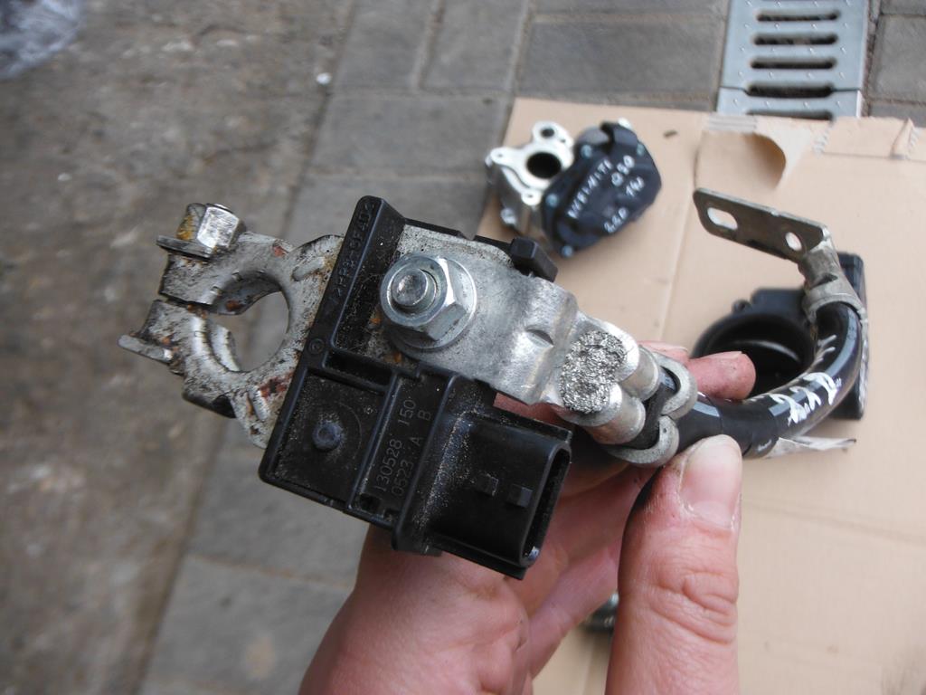 фото №2, Infiniti q50 2.2 d клема