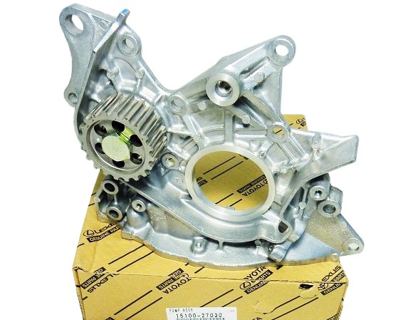 фото №1, Насос масла toyota avensis corolla verso rav-4 d4d