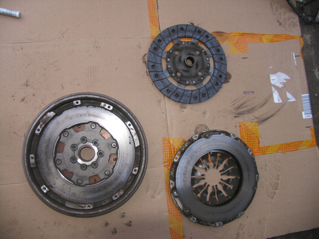 фото №7, Комплект зчеплення маховик з двома масами 302057505r 302052316r luk